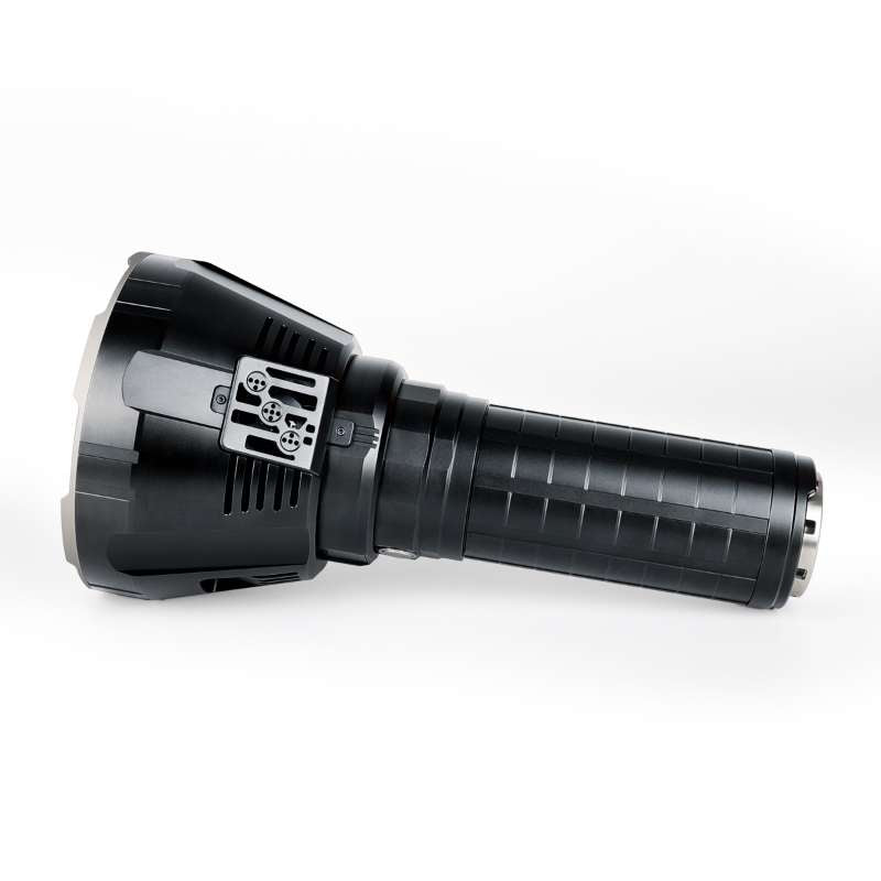 Imalent MS18 CREE XHP70.2 100,000 Lumen Searchlight (built in